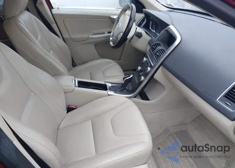 2015 Volvo Xc60 T5 Premier from USA, damaged, VIN YV440MDK1F2658358